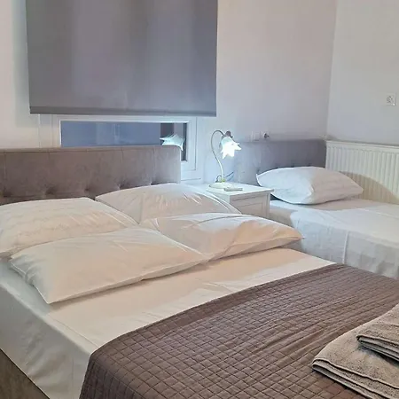 Magical Dawn From Leonidio To Tyros Διαμέρισμα