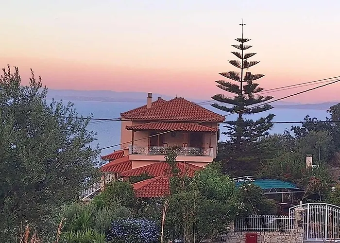 Appartement Magical Dawn From Leonidio To Tyros