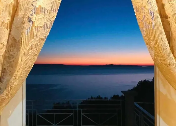 Magical Dawn From Leonidio To Tyros Pera Melana